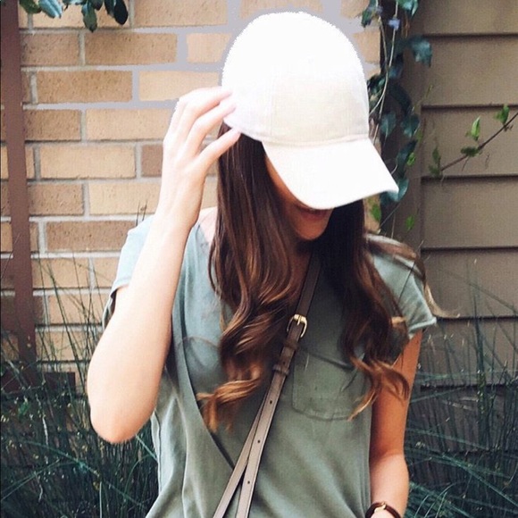 Accessories - White baseball women’s hat Accessories - White baseball women’s hat
